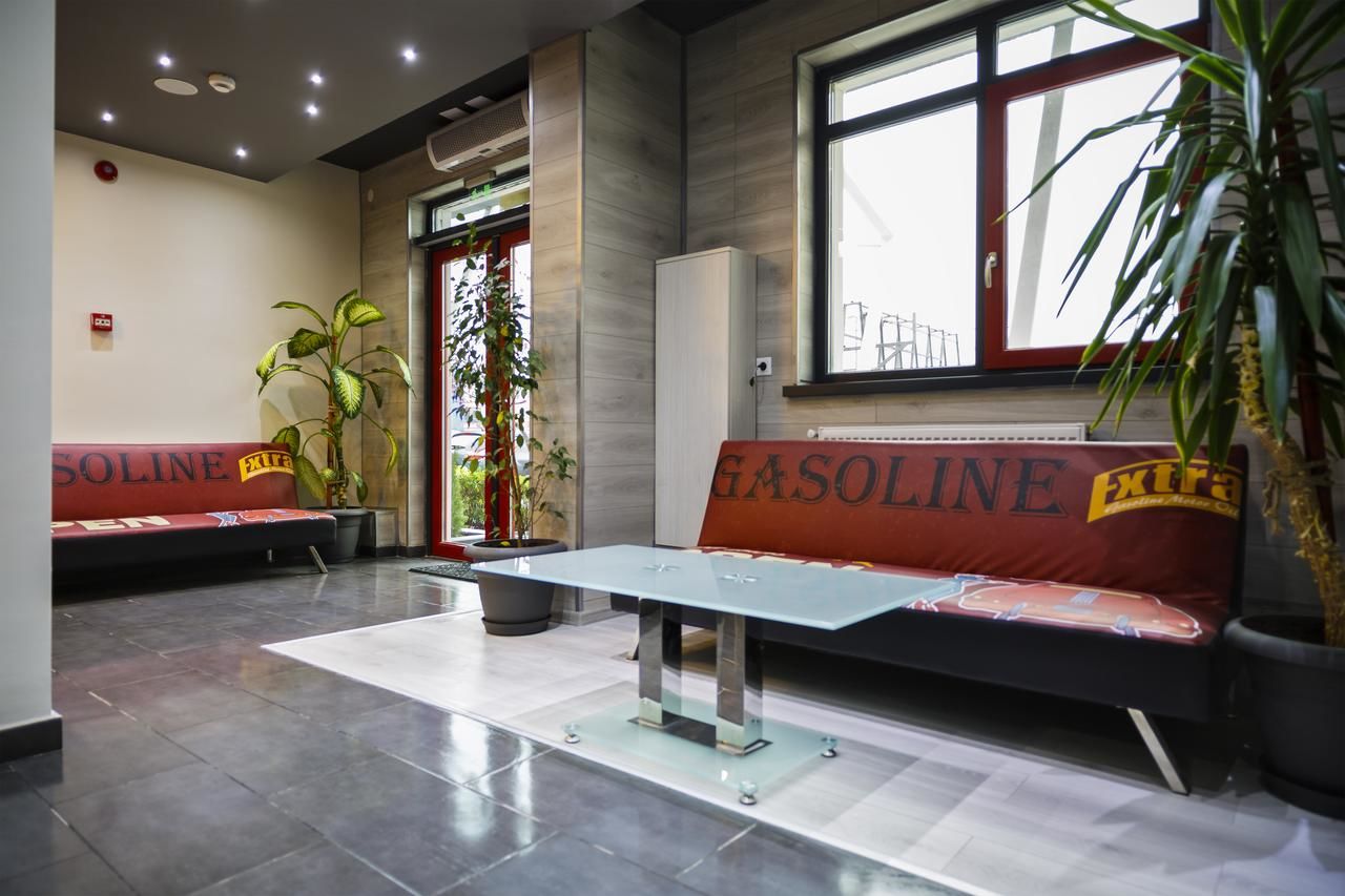 Отель Net Hotel Pitesti Питешти-33