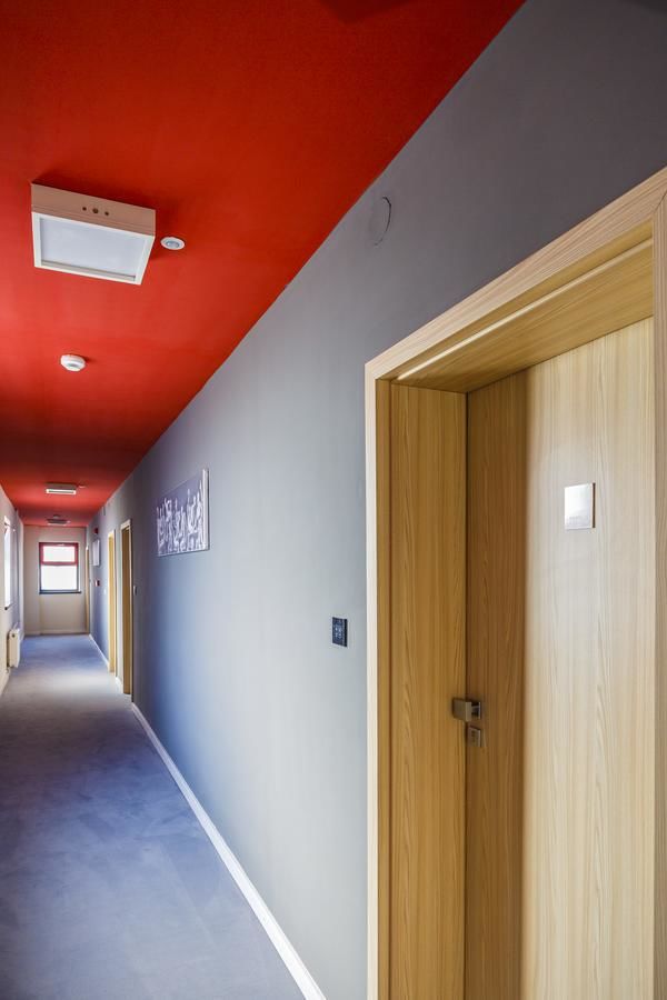 Отель Net Hotel Pitesti Питешти-47