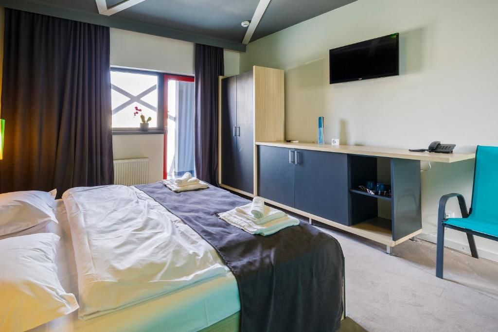Отель Net Hotel Pitesti Питешти-51