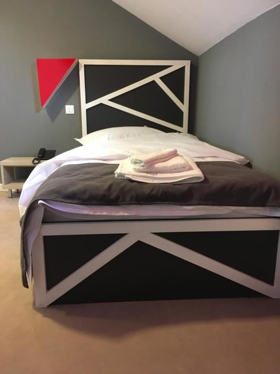 Отель Net Hotel Pitesti Питешти