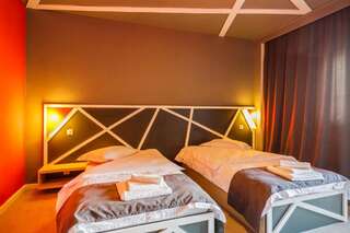 Отель Net Hotel Pitesti Питешти Двухместный номер Делюкс с 2 отдельными кроватями-9